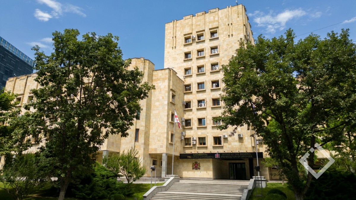 პროკურატურამ განსაკუთრებით დიდი ოდენობით ნარკოტიკული საშუალების უკანონო შეძენა, შენახვის და რეალიზაციის ხელშეწყობის ფაქტზე ერთ პირს ბრალდება წარუდგინა